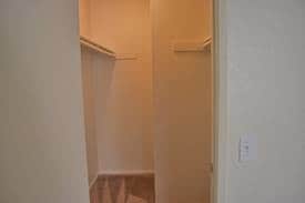 Photo - Villa Vista Apartments