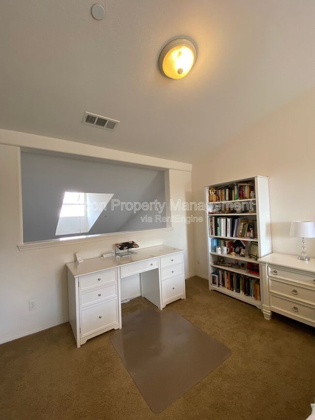 Photo - 11216 Snapdragon St