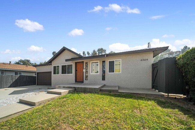 Photo - 4364 Toland Way