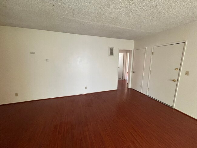 Photo - 5213 Meridian St Unit 5