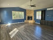 Photo - 4502 Milton St