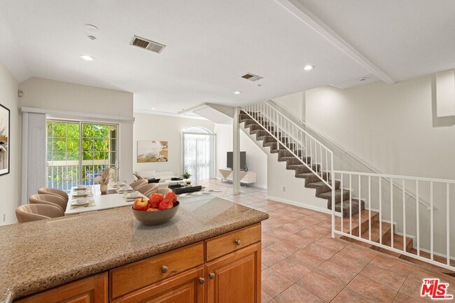 Photo - 1201 Viola Ave Unit 104