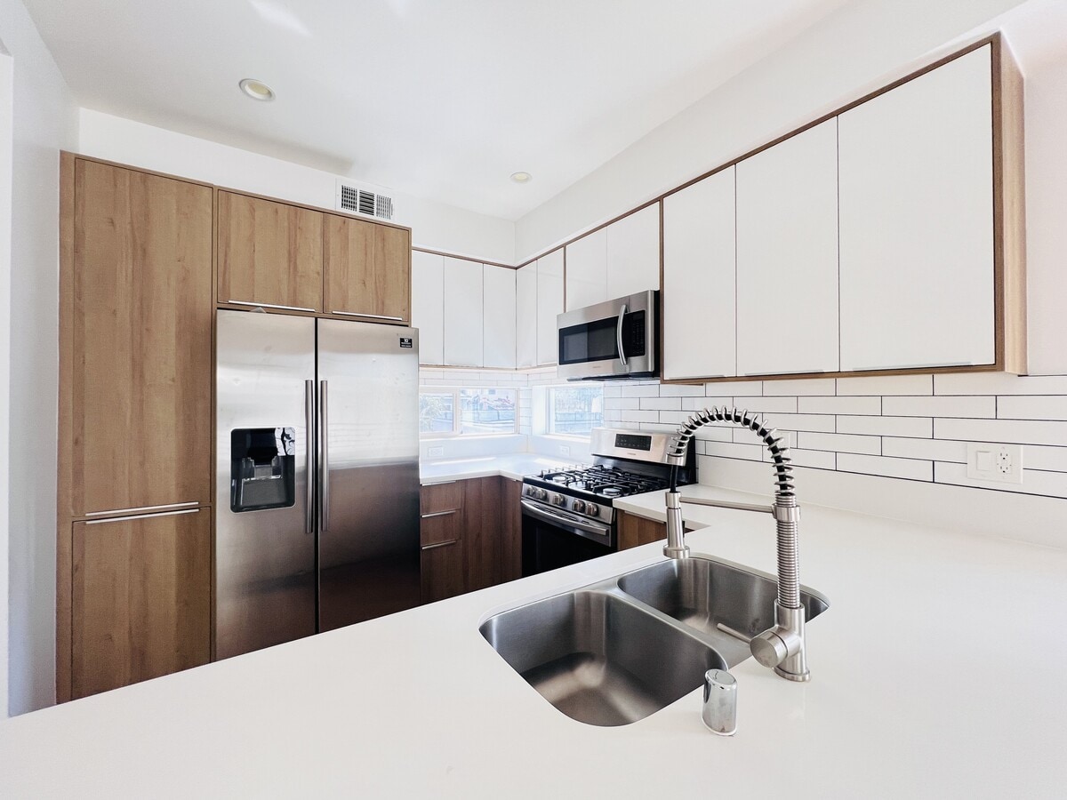 Photo - 1718 Miramar St Unit 1718