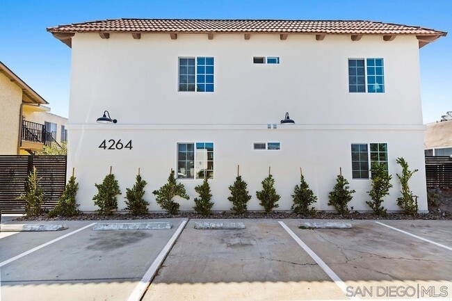 Photo - 4264 42nd St Condo Unit 5