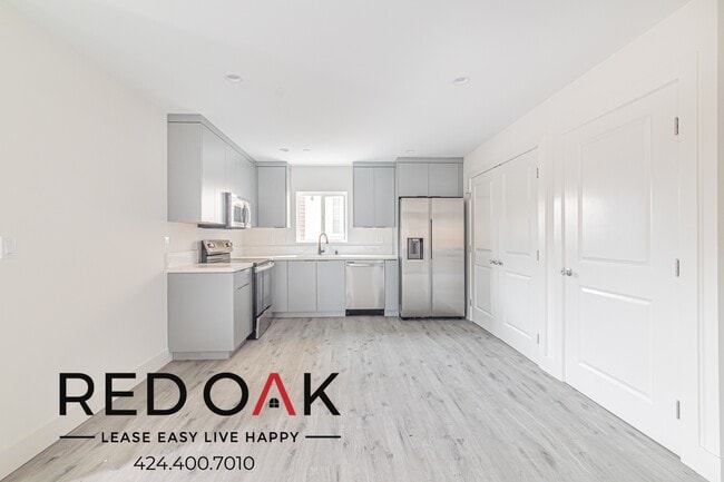 Photo - 11512 Oxford Ave Unit F