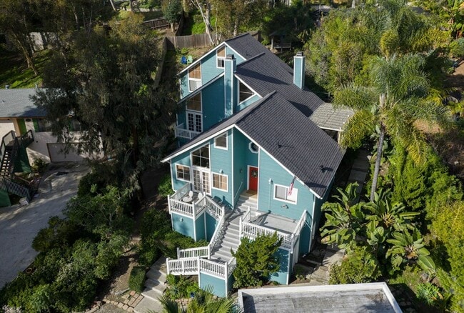 Photo - 3 Bedroom + Loft + Office Oceanside Home