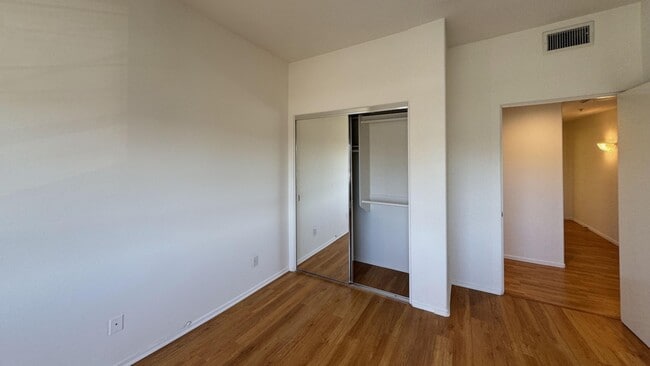 Photo - 133 S Flores St