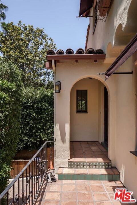 Photo - 2030 Laurel Canyon Blvd