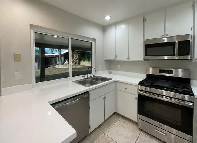 Photo - 22257 Emerald St