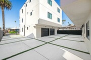 Photo - 2000 Hillcrest Dr Unit 2000 1/2