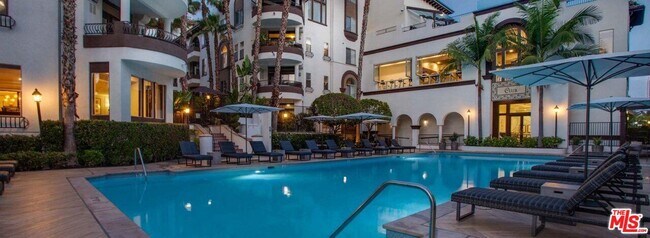 Photo - 6260 W 3rd St Condo Unit 437