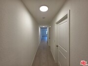 Photo - 912 N Ridgewood Pl Unit 2