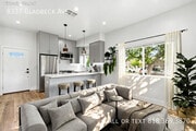Photo - 8337 Gladbeck Ave