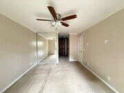 Photo - Beautiful 2 bedroom, 2 full bath condo in ... Unit B23