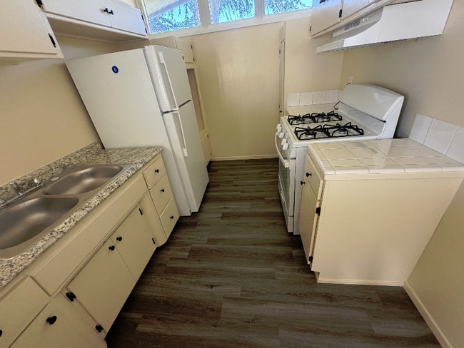 Photo - 700 N East End Ave Unit 27