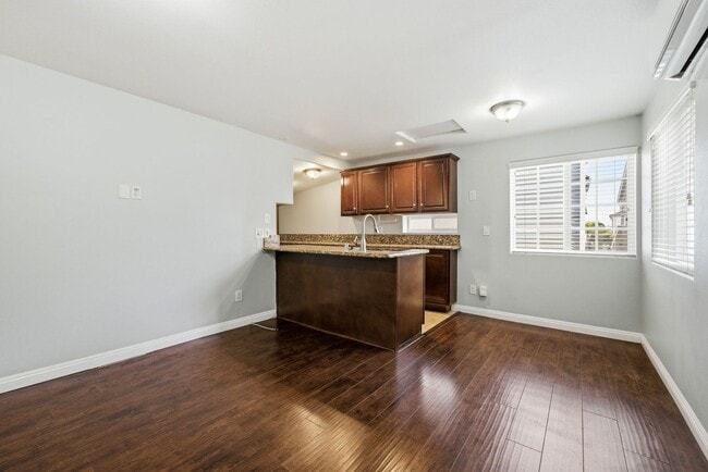 Photo - 126 E Balboa Blvd Unit 126 1/2 East Balboa