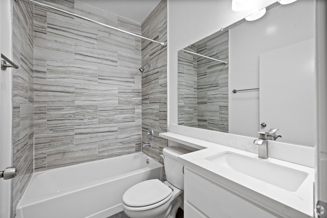 Floor Plan - Two Bedroom