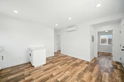 Photo - 521 1/2 W 78th 2nd floor Left Side Condo Unit Unit 1