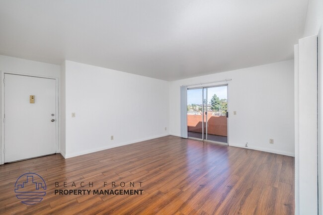 Photo - 2422 E. 11th St.