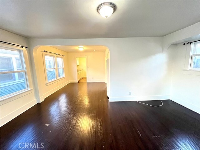 Photo - 1590 W 37th St