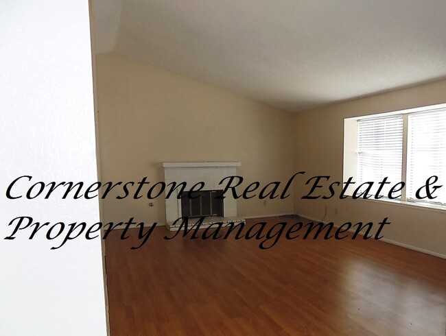 Photo - 13716 Searson Dr