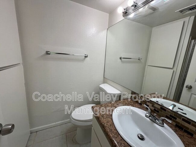 Photo - 556 E Chuckwalla Rd Unit 3