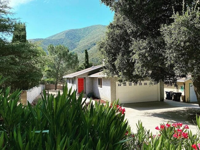 Building Photo - 39220 San Francisquito Canyon Rd Rental