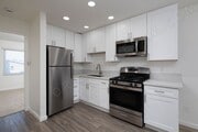 Photo - *OPEN HOUSE: 11/1 9:30-11:30AM* 1 BR Apart... Unit 09