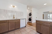 Photo - 3429 Edgehill Dr