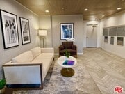 Photo - 637 Wilcox Ave Unit 2D