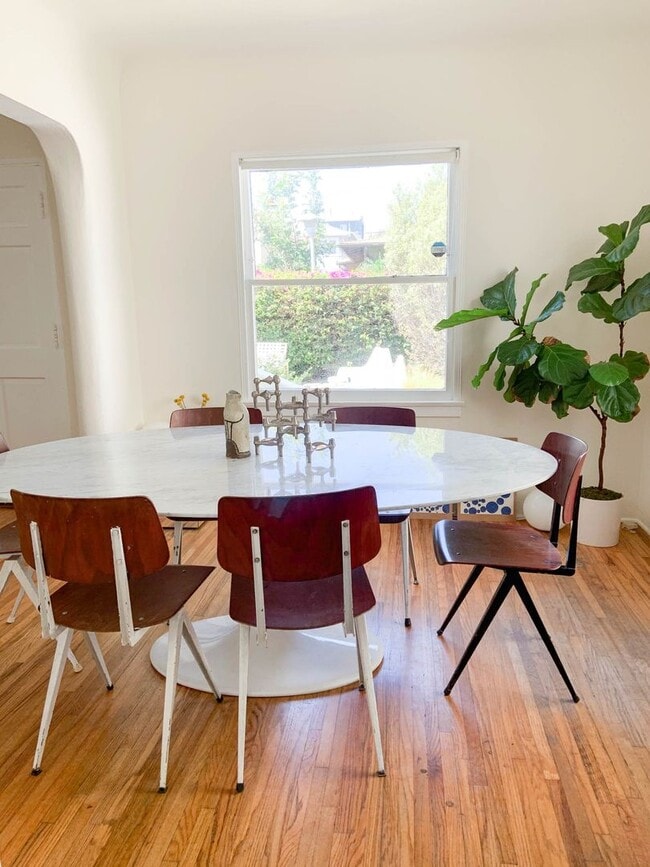 Photo - VENICE BEACH COTTAGE Unit 46