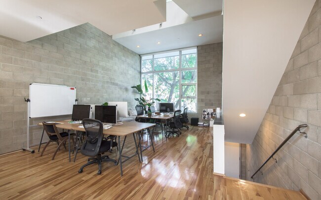 Photo - 717 N Highland Ave Unit 7