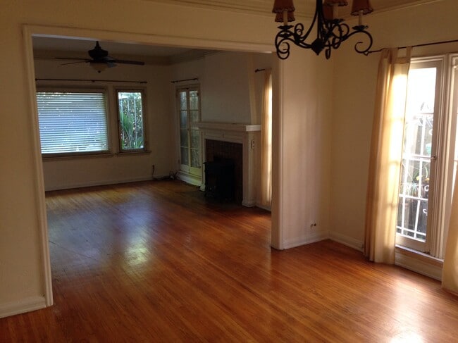 Dining/Living room - 1436 Formosa N Ave Unit 2
