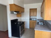 Photo - 228 E Maple St Unit D