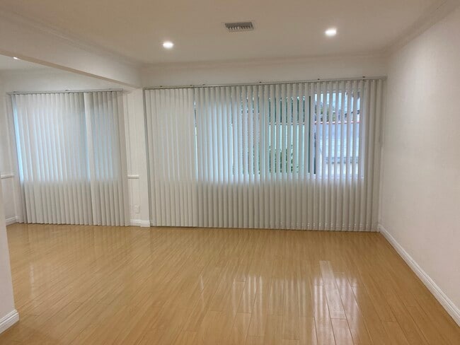 Living Room - 229 N Belmont St Unit # C