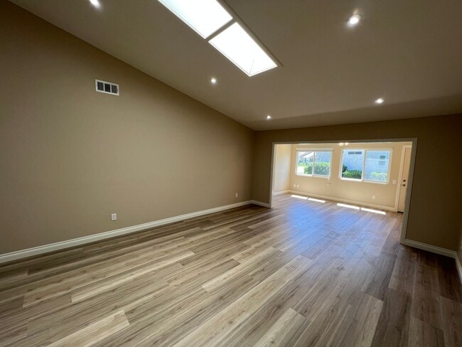 Photo - Updated 2 bed / 2 bath Capri in Leisure Vi...