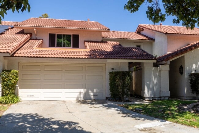 Building Photo - Bright spacious 3 bedroom 2 bath home in c...
