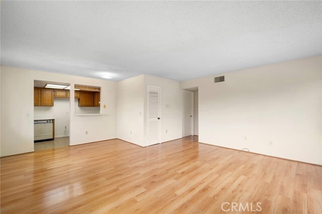 Photo - 1004 E Garfield Ave Unit 5