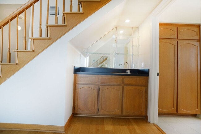 Photo - Sunlight Galore 2 Bed / 3Bath + Loft + Sun...