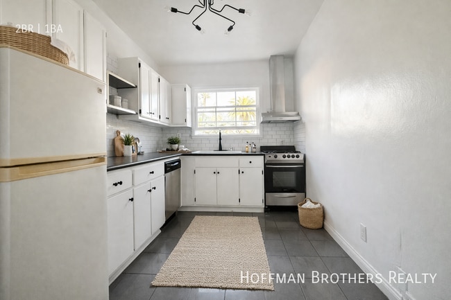 Photo - 1029 Westmoreland Ave Unit 201