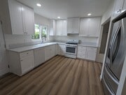 Photo - 613 Illinois Ct Unit 2