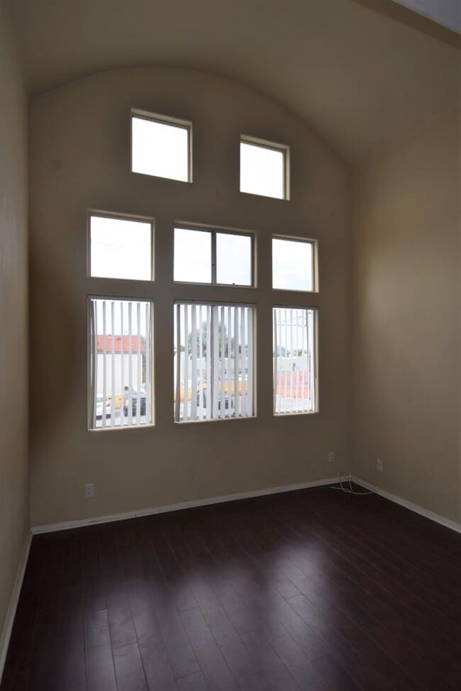 Photo - 425 N Alvarado St Unit 110