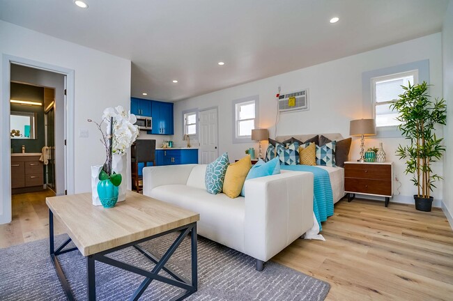 Photo - 1208 Daisy Ave Unit 07