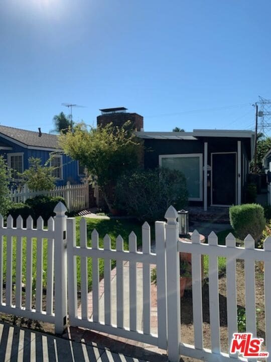 Photo - 4008 W Chandler Blvd House