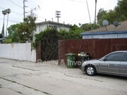 Photo - 823 Broadway St