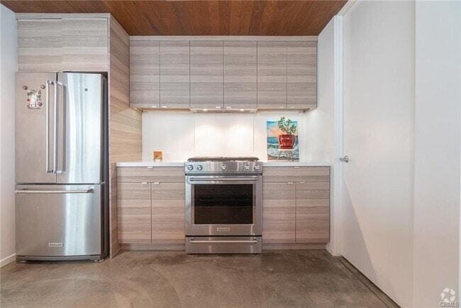 Building Photo - 938 Palms Blvd Unit 2 Rental