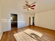 Photo - 428 1/2 North Kingsley Drive