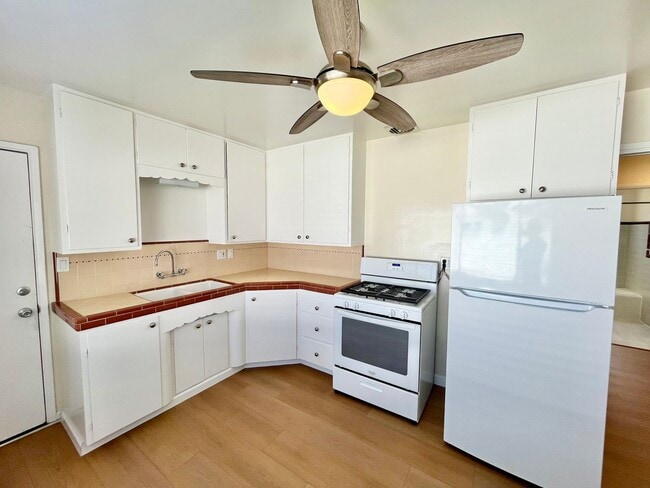 Photo - 4345 Central Ave Unit 4343