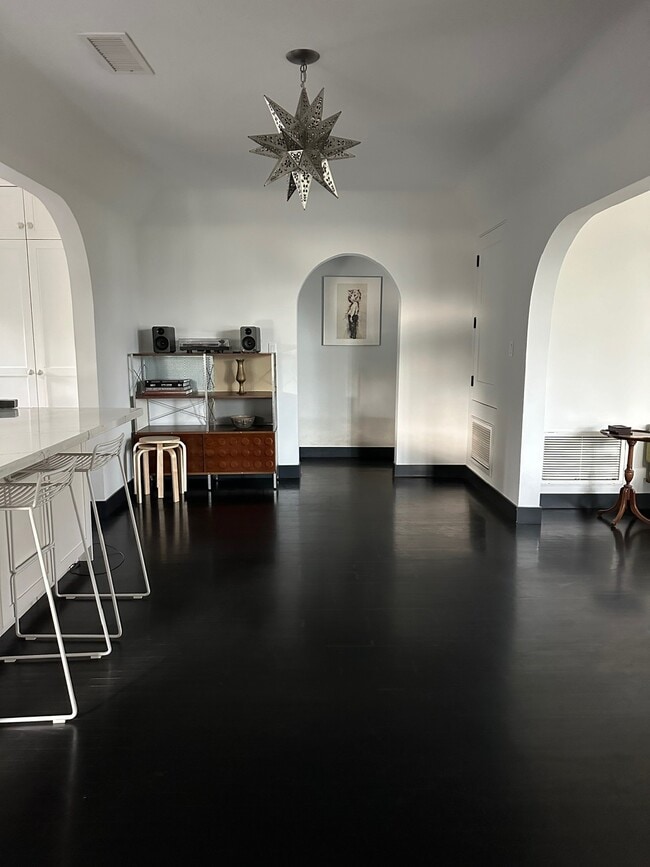 Entrance - 4305 Chase Ave