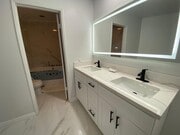 Photo - 8400 De Longpre Ave Condo Unit 311